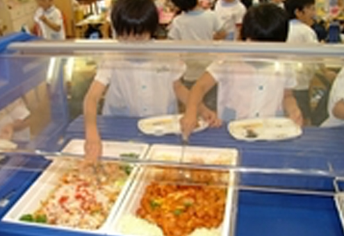 彩り豊かなバイキングメニュー